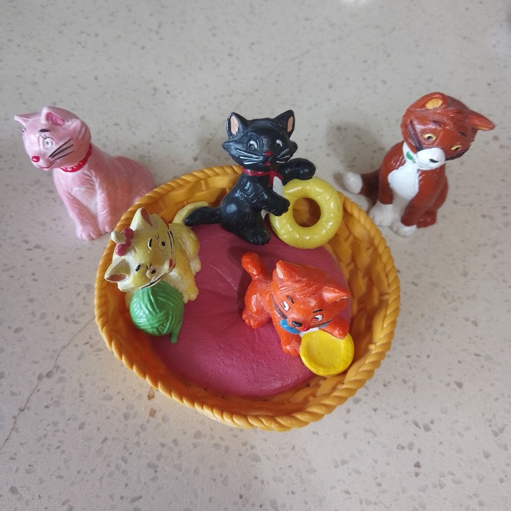 Vintage Aristocats Figures